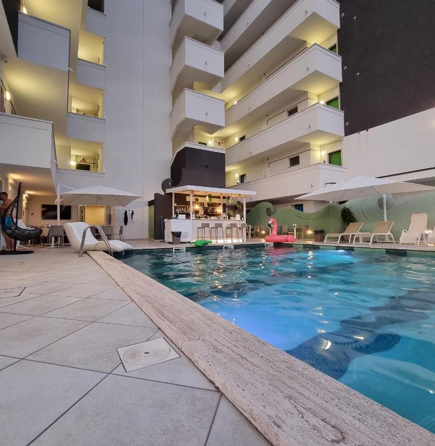 Nero D'Avorio Apartments リミニ エクステリア 写真