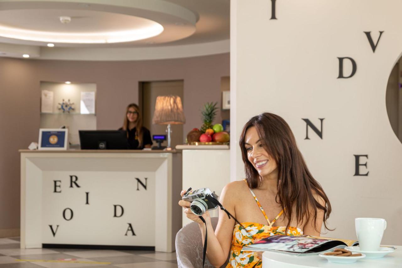 Nero D'Avorio Apartments リミニ エクステリア 写真