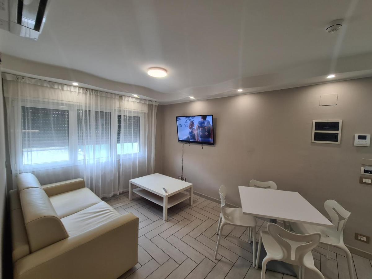 Nero D'Avorio Apartments リミニ エクステリア 写真